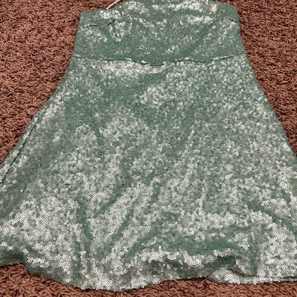 VICI Blue-Green Sequin Dress - Picture 6 of 10